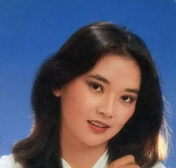 28年前，台湾顶流女明星和黑道大哥的爱情，飞鸟与鱼注定悲剧